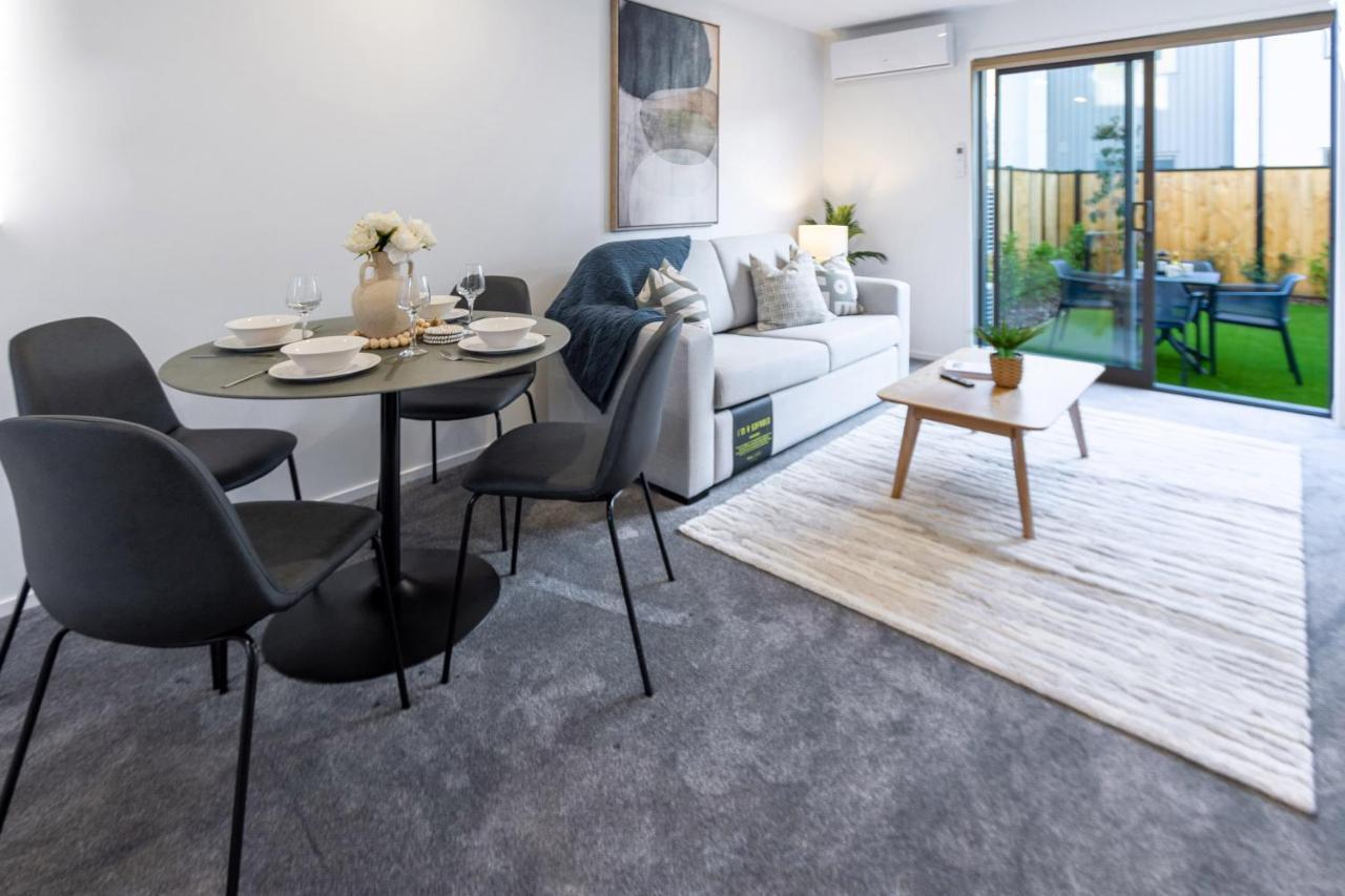 Urban Park Escape 2 Bed 2 Bath W/Carpark Apartment Christchurch Bagian luar foto